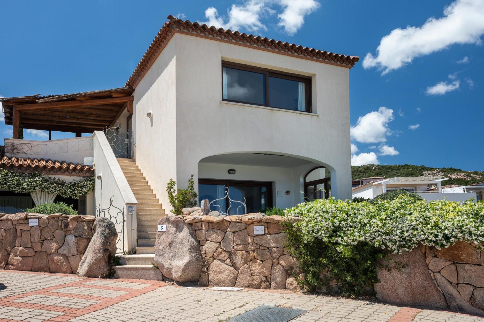 Le Maree Apartments Каниджоне Екстериор снимка